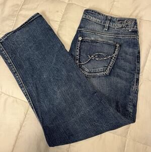 Silver Suki Capri Jeans Women’s Sz 14 /L 26.5 Embroidered Pockets Denim